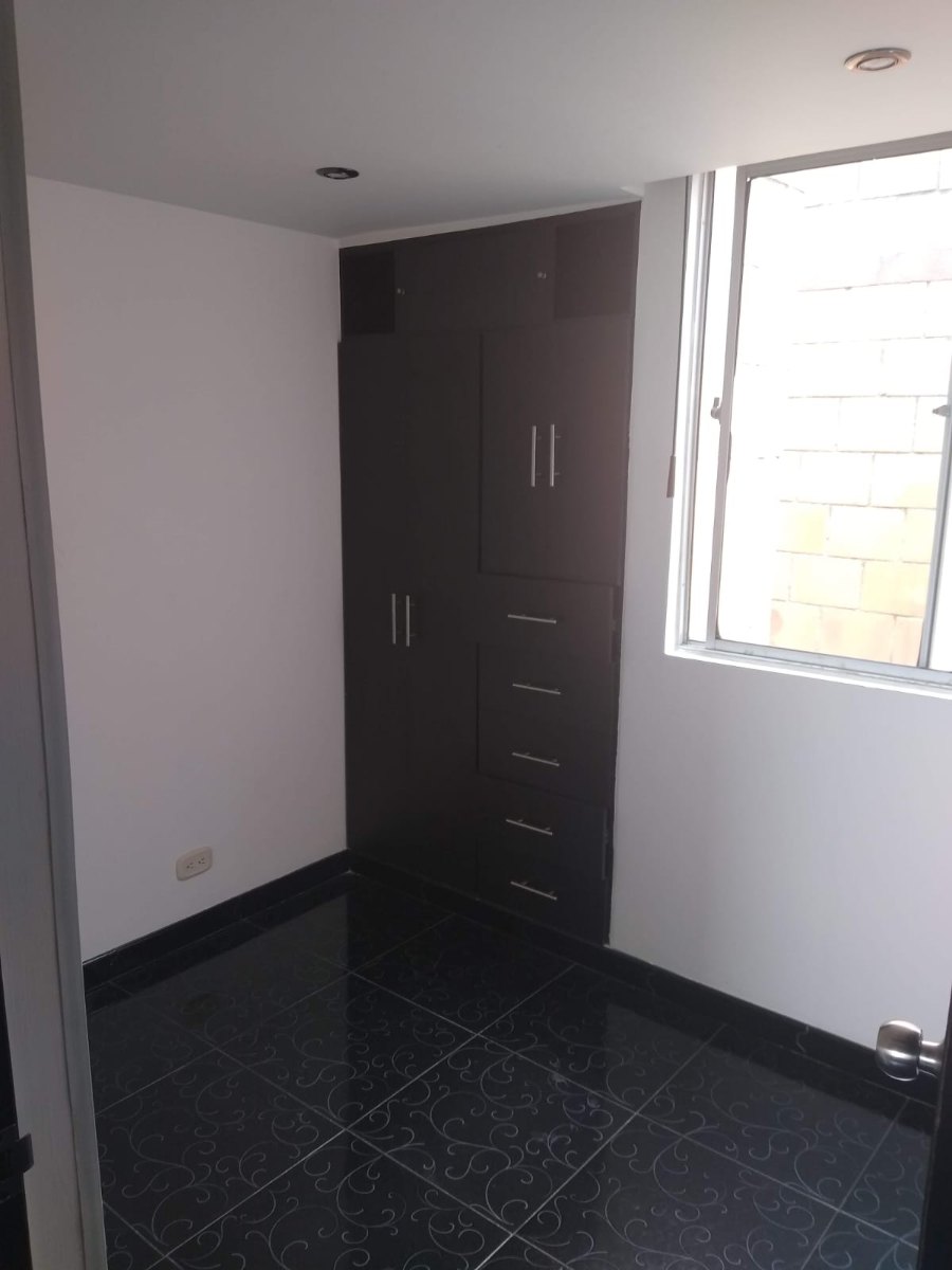 Cra. 117a #70-49, Bogotá, Colombia 4